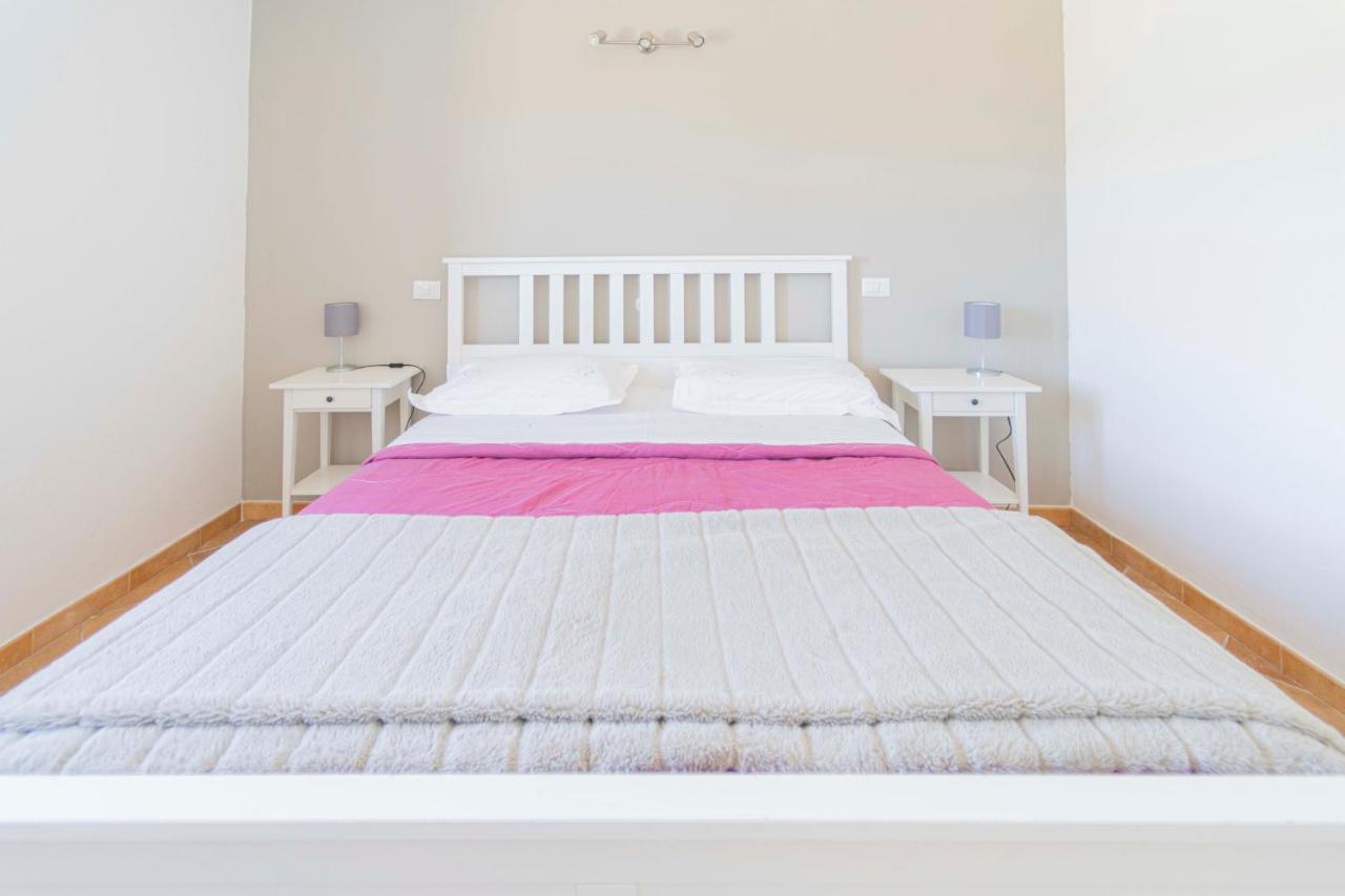 מונליה Casa Vacanza Il Portico מראה חיצוני תמונה